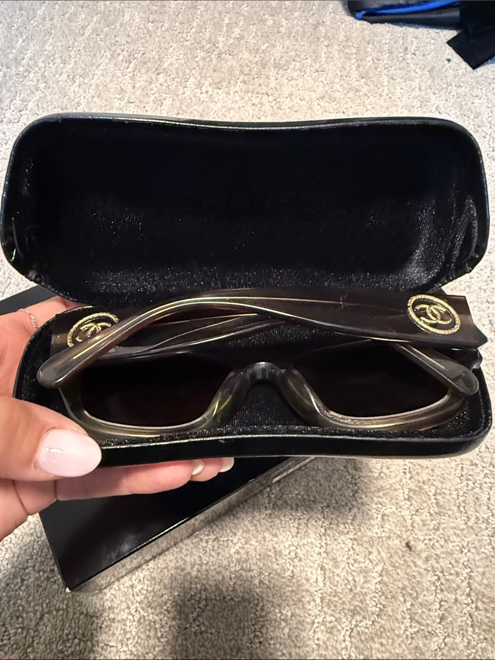 CHANEL Brown & Green Sunglasses - Picture 9 of 10